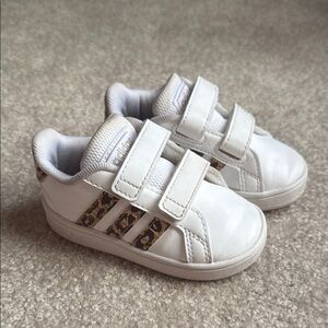Toddler White Adidas Court with Leopard Print